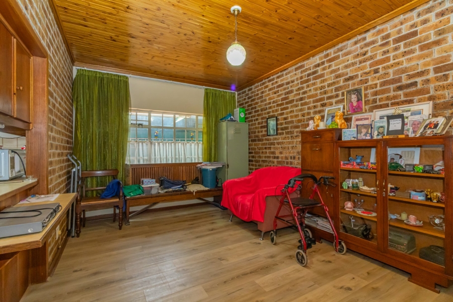 3 Bedroom Property for Sale in Uitsig Free State